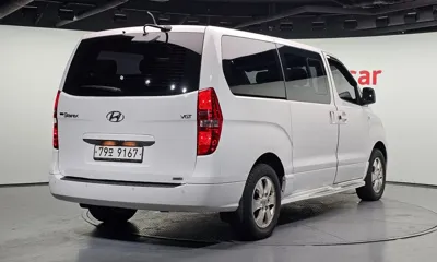 Hyundai Starex 2017, 101434 км, за 9184.01 USD