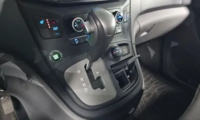 Hyundai Starex 2017, 101434 км, за 9184.01 USD - фото 9