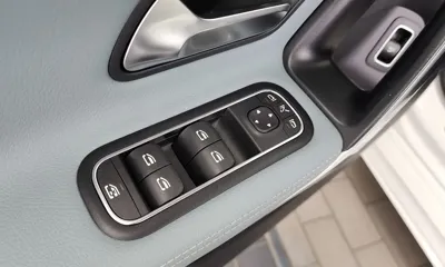 Mercedes-Benz CLA-Class 2024, 38156 км, за 26632.8 USD - фото 27