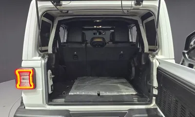 Jeep Wrangler 2021, 116749 км, за 22185.41 USD - фото 20