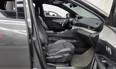 Peugeot 5008 2021, 142569 км, за 10264.89 USD - фото 11