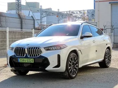 BMW X6 2025, 17000 км, за 68257.14 USD