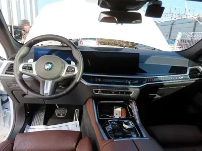 BMW X6 2025, 17000 км, за 68257.14 USD - фото 7
