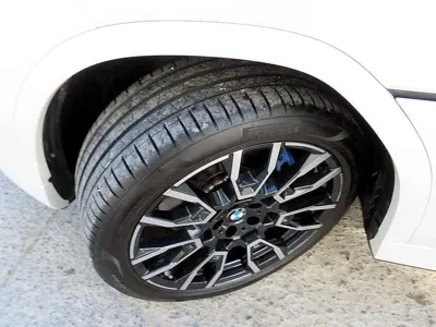 BMW X6 2025, 17000 км, за 68257.14 USD - фото 20