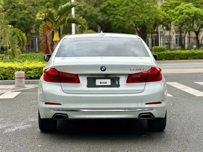 BMW 5 Series 2020, 143000 км, за 24327.11 USD