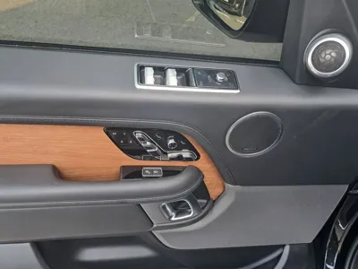 Land Rover Range Rover 2019, 91795 км, за 43642.35 USD - фото 6
