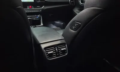 Hyundai Grandeur 2017, 110993 км, за 8782.21 USD - фото 19