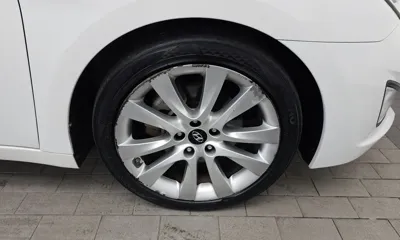 Hyundai i40 2012, 157080 км, за 3237.53 USD