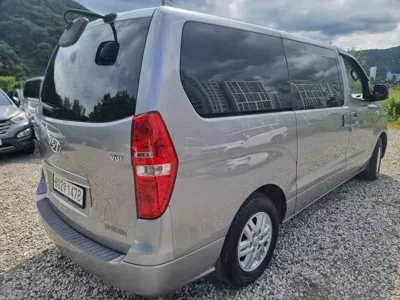 Hyundai Starex 2017, 145247 км, за 6310.18 USD