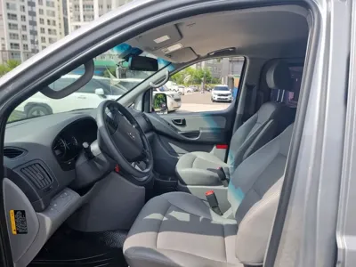 Hyundai Starex 2017, 145247 км, за 6310.18 USD - фото 9