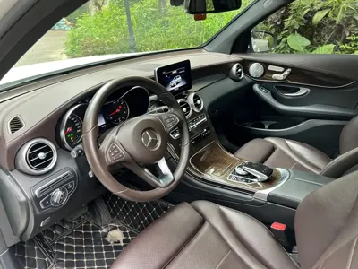 Mercedes-Benz GLC 2018, 80000 км, за 18267.82 USD
