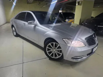 Mercedes-Benz S-Class 2013, 190000 км, за 6557.7 USD