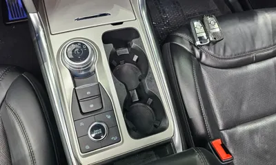 Ford Explorer 2022, 56643 км, за 23546.44 USD - фото 14