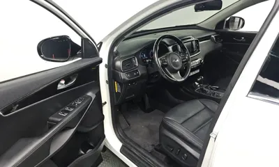 Kia Sorento 2016, 131392 км, за 8210.72 USD - фото 10