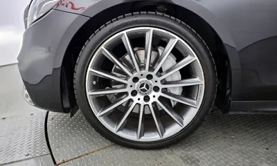 Mercedes-Benz E-Class 2018, 75539 км, за 19536.41 USD