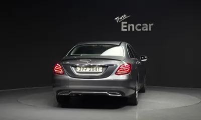 Mercedes-Benz C-Class 2017, 142813 км, за 8790.78 USD