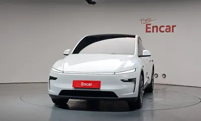 Tesla Model Y 2025, 4823 км, за 34987.53 USD