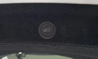 Tesla Model Y 2025, 4823 км, за 34987.53 USD - фото 32
