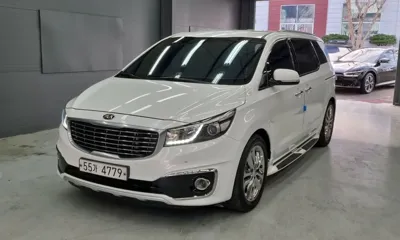 Kia Canival · 2017 год