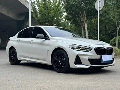 BMW 1 Series 2023, 12000 км, за 14719.52 USD