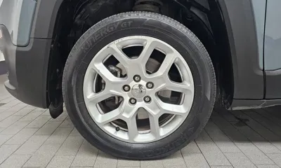 Jeep Renegade 2018, 108670 км, за 6236.05 USD
