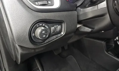 Jeep Renegade 2018, 108670 км, за 6236.05 USD - фото 15