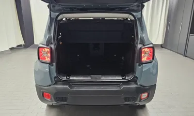 Jeep Renegade 2018, 108670 км, за 6236.05 USD - фото 20