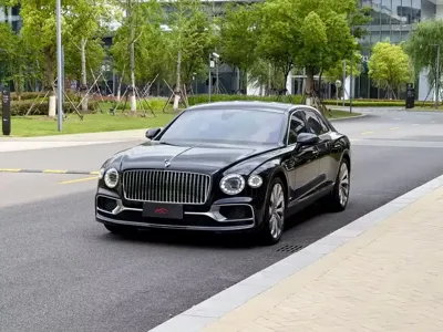 Bentley Flying Spur · 2021 год