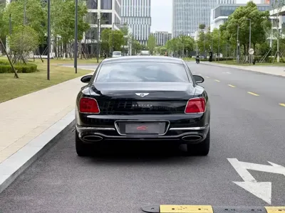 Bentley Flying Spur 2021, 29000 км, за 320770.71 USD