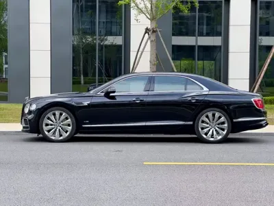 Bentley Flying Spur 2021, 29000 км, за 320770.71 USD - фото 6