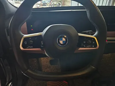 BMW iX 2023, 53226 км, за 55255.78 USD - фото 7