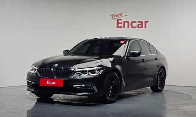 BMW 5-Series · 2020 год