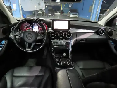Mercedes-Benz C-Class 2016, 133000 км, за 9867.54 USD