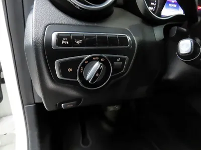 Mercedes-Benz C-Class 2016, 133000 км, за 9867.54 USD - фото 15