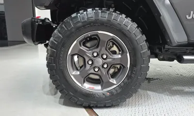 Jeep Gladiator 2021, 64771 км, за 25338.06 USD