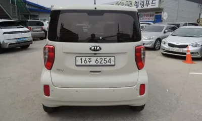 Kia Ray 2015, 100976 км, за 3675.99 USD