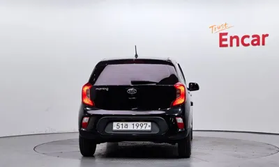 Kia Morning 2018, 36464 км, за 5244.85 USD