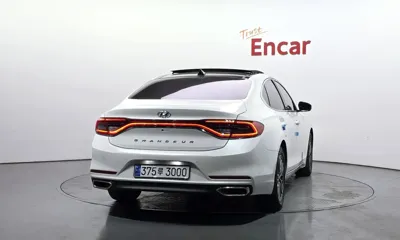 Hyundai Grandeur 2018, 180146 км, за 6505.17 USD