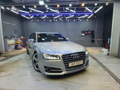 Audi S8 2015, 213000 км, за 24615.99 USD
