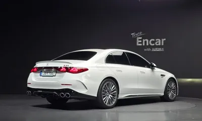 Mercedes-Benz E-Class 2025, 7648 км, за 75489.04 USD