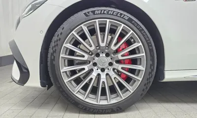 Mercedes-Benz E-Class 2025, 7648 км, за 75489.04 USD