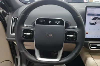 Li Auto L7 2023, 36700 км, за 29216 USD