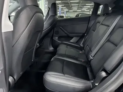Tesla Model Y 2023, 44000 км, за 24830.94 USD - фото 10