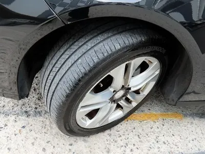Mercedes-Benz E-Class 2011, 120000 км, за 3575.37 USD