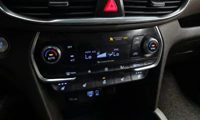 Hyundai Santafe 2019, 74462 км, за 12936.35 USD - фото 17