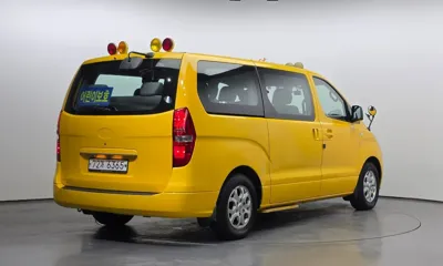 Hyundai Starex 2015, 110799 км, за 4492.9 USD