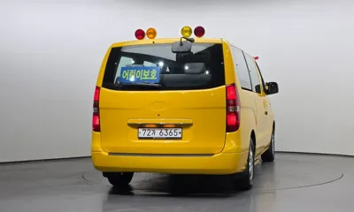 Hyundai Starex 2015, 110799 км, за 4492.9 USD