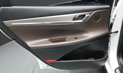 Hyundai Grandeur 2021, 106992 км, за 13205.84 USD - фото 25