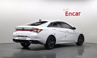 Hyundai Avante 2021, 148526 км, за 8402.26 USD