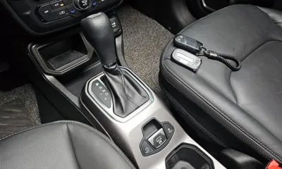 Jeep Renegade 2022, 13292 км, за 13355.06 USD - фото 9